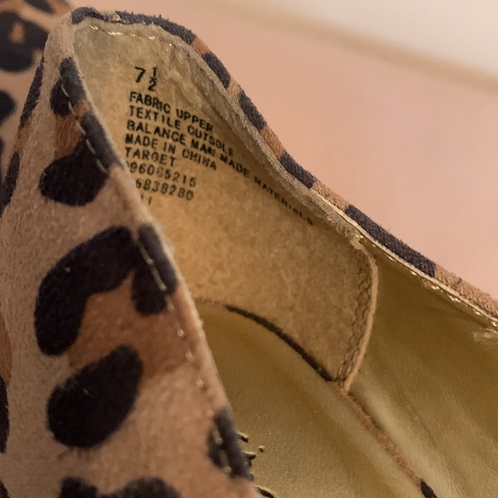 MOSSIMO Leopard Animal Print 5 1/2” Platform Pumps - Picture 5 of 6